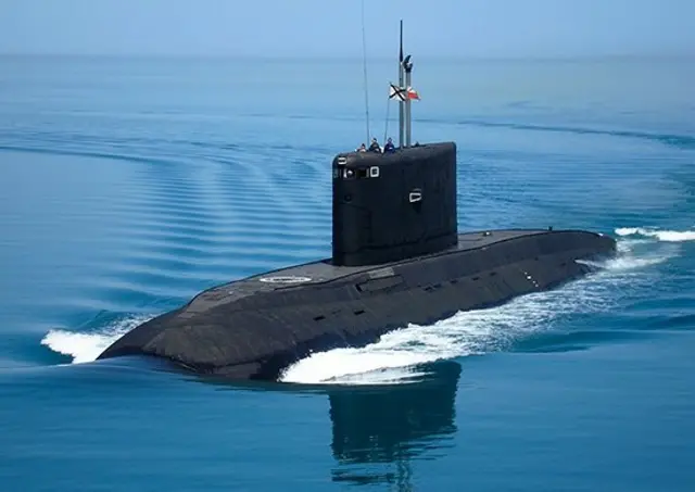 Російський стратегічний ядерний підводний човен у бойовій готовності